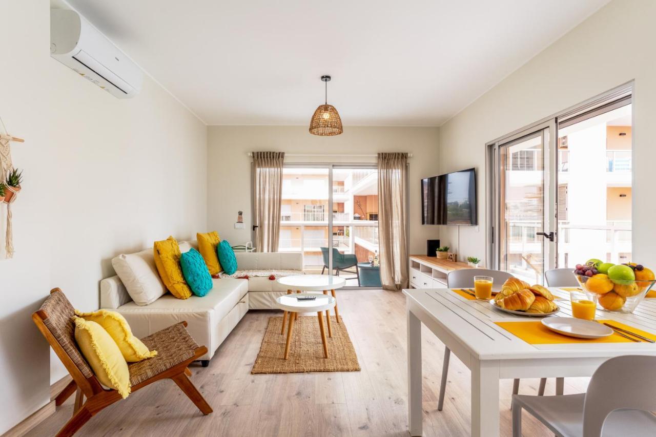 Sunny Brand New 2-Bedroom Apt - 500M From Praia Da Rocha With Ac And Pool! Portimao Exterior photo