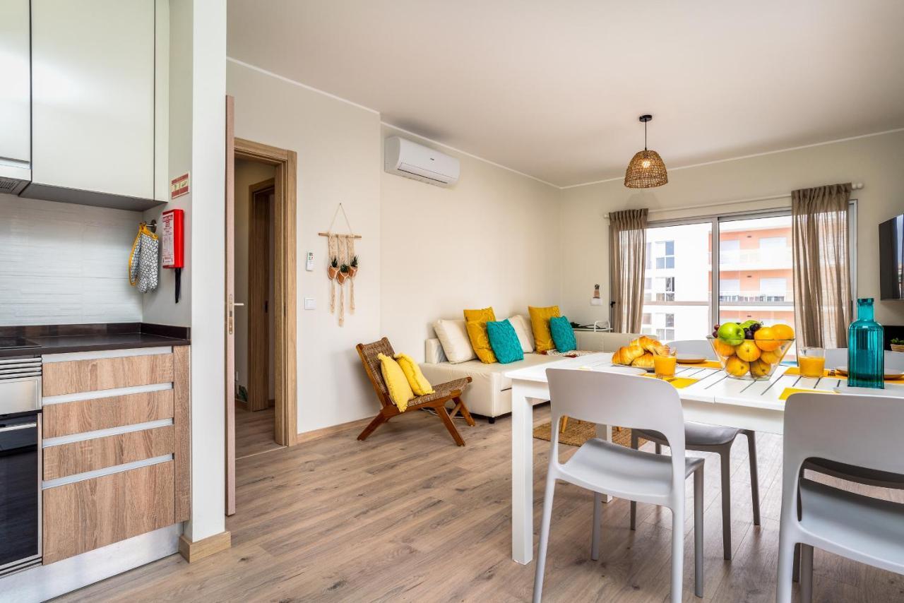 Sunny Brand New 2-Bedroom Apt - 500M From Praia Da Rocha With Ac And Pool! Portimao Exterior photo
